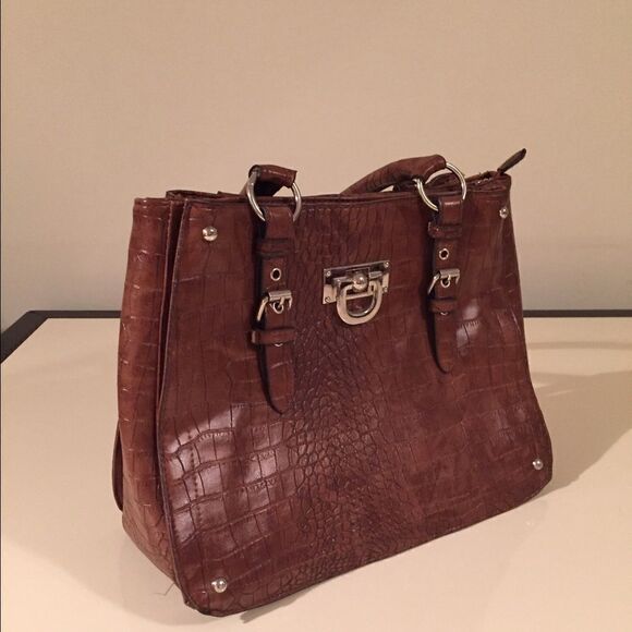 Bueno vegan leather brown embossed purse - Picture 1 of 6